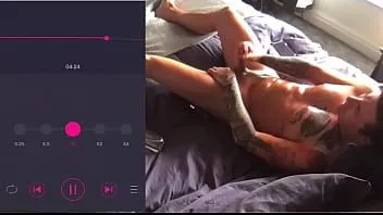চালান অ্যাথলেটিক পেশী বাবা জ্যাক বন্ধ পাছা মধ্যে প্রেম