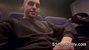 Jouer Rendez-vous au cinéma avec votre petit ami devenu fou