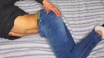 Play Before having sex with my girlfriend, she asked me to show her my penis and publish it on the internet.