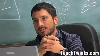 play শিক্ষক হ্যারি কক্স পায়ূ fucks তরুণ ছাত্র জেসন alcok