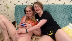 Play Cumshot Overload: Blonde Shemale Nicky Takes Control of Your Gaming Experience