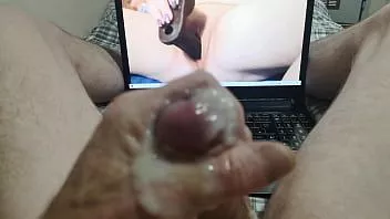Play Huge cumshot watching wife with bbc dildo