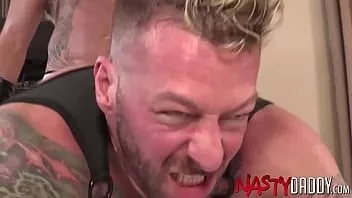 تشغيل Nastydaddy وقع غايز دولف ديتريش وهيو هنتر سرج