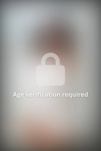 Pornoster Miley Villa